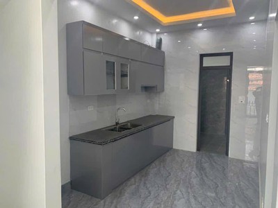 Bán Nhà 2 Tầng Ngõ 16 Cao Xanh,P.Cao Xanh. DT:103m2 Oto Đỗ Cửa 2