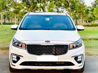 Bán xe Kia Sedona 2.2D Luxury full dầu 2021, màu trắng. 0