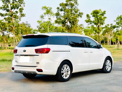 Bán xe Kia Sedona 2.2D Luxury full dầu 2021, màu trắng. 5