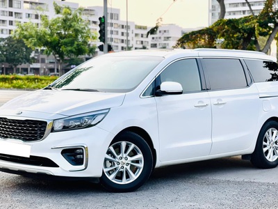 Bán xe Kia Sedona 2.2D Luxury full dầu 2021, màu trắng. 6