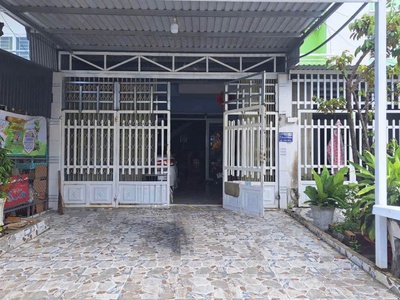 Cần Bán Gấp Nhà 47m2 Đường Nguyễn Ảnh Thủ, Q12 giá 850 Triệu có SHR 3