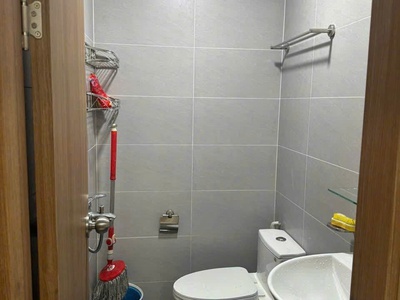 Chung cư Sky Center, Phổ Quang, TB: 2pn, 2wc 79m2, giá 17tr/th 5