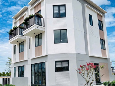 Nhà ở xã hội liền thổ   chuẩn singapore ngay tp.mới 0