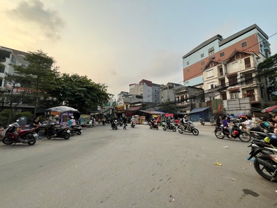 Ccmn mễ trì thượng- đồng me - ngõ to hơn phố - 10kk - doanh thu ổn - tp hà nội 0