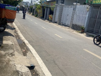 Gấp bán 605m2 đất full thổ, ngang 20m, đường lã xuân oai-long trường. thủ đức 0