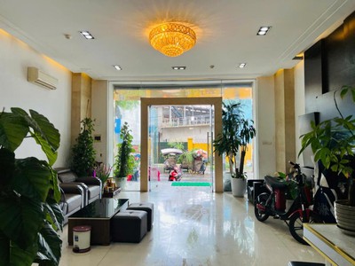 Tòa building 9 tầng mặt phố hoàng văn thái - vỉa hè rộng - kd siêu đỉnh - 145m chỉ 45 tỷ 2