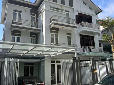 Cho thuê biệt thự kđt hạ đình, nguyễn xiển, 180m2 4 tầng kinh doanh, văn phòng 2