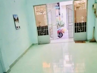 Vườn lài - hxh 1 trục - 3 tầng - 40m2 - 3pn - giá 5.x tỷ - sát mặt tiền 2