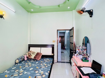Bán nhà - tên lửa - aeon bình tân - 52m2 - hẻm 4m - an ninh - chỉ 4.29 tỉ 2