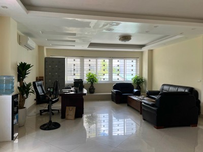Chính chủ  tìm mg  cho thuê lâu dài, giá hạt dẻ nhà 5 tầng mặt ngõ to như phố - 3 mặt thoáng vĩnh 1
