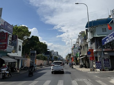 Bán nhà mt phường 10, tân bình, mặt tiền lạc long quân  4 19,2  15 tỷ 4