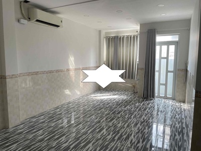 Cho thuê nhà mặt tiền hòa bình 72m , 3 lầu - ngay chợ-siêu thị 2