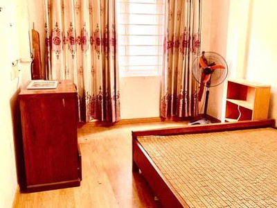 Cho thuê nhà phố đại la 5 tầng x 27m2, 3 ngủ, 9 triệu ở gđ, vp công ty 1