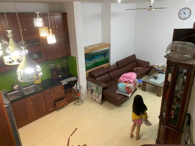 Cho thuê nhà nguyên căn ngõ 360 xã đàn, 50m2, 4 tầng, 4 ngủ, 13.5 triệu kd online, ở gđ 1