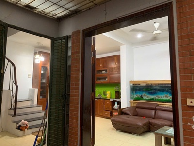 Cho thuê nhà nguyên căn ngõ 360 xã đàn, 50m2, 4 tầng, 4 ngủ, 13.5 triệu kd online, ở gđ 3
