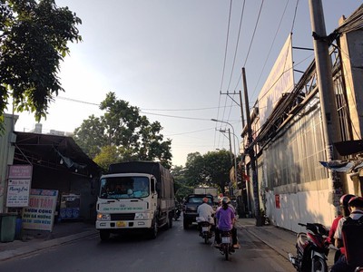 Bán xưởng mặt tiền đoàn nguyễn tuấn   diện tích lớn 873m    full thổ cư   gần chợ bình chánh   giá 2
