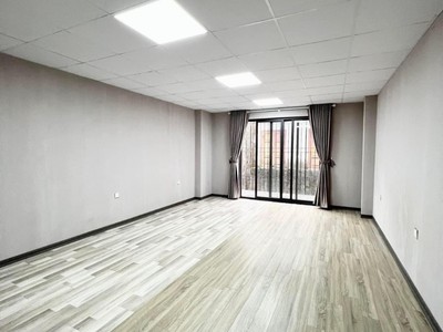 Bán nhà ngõ 40 ngọc trục, đại mỗ, từ liêm dt 32m, nhà 5 tầng, mt 3.6m, giá 5.8 tỷ 2