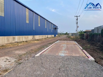 Cho thuê xưởng 1200m2 gần kcn dầu giây chỉ 32k/m2/tháng 1
