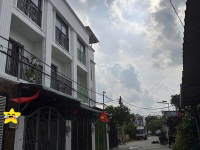 Bán nhà 3 tầng  4x15  đường xe hơi 8m thạnh xuân 48, q.12 giá 4.8t 3