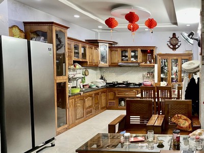 Chỉ 6.xtỷ, 4tầng, 46m2, hxh, tặng nội thất, lạc long quân p.8 tân bình 3