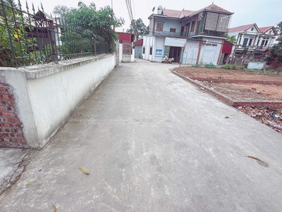 Đường thông rộng 6 m chục chính khu đông  dân cư giá nhỉnh hơn 2 tỷ dt 80,9 m -- dc tại lập trí 1