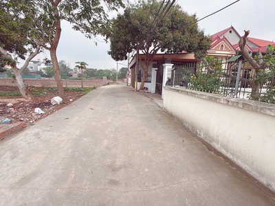 Đường thông rộng 6 m chục chính khu đông  dân cư giá nhỉnh hơn 2 tỷ dt 80,9 m -- dc tại lập trí 0