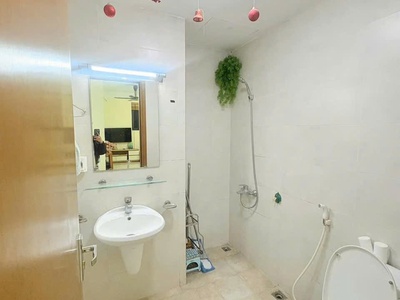 Bán căn hộ 68m   2pn 2wc full nội thất tại trung tâm mỹ đình 3