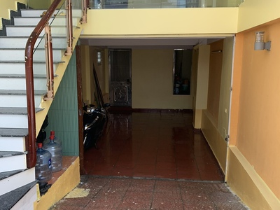 Cho thuê văn phòng tầng 1- 40 m2 tại mễ trì thượng, đường ô tô tránh 0