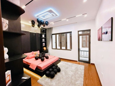 Đại la 54m 4 tầng siêu phẩm luxury 1