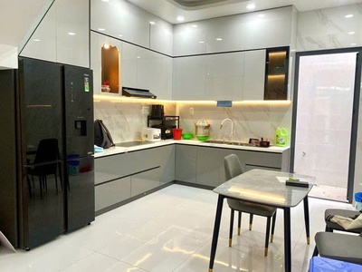 Giá mềm nhất quận 10 -  p.13  hòa hưng  12 tỷ - nhà mới 100 - ô tô ngủ trong nhà - 4 tầng btct - 1
