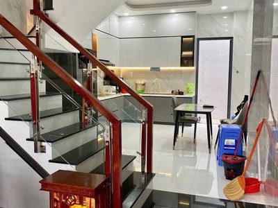 Giá mềm nhất quận 10 -  p.13  hòa hưng  12 tỷ - nhà mới 100 - ô tô ngủ trong nhà - 4 tầng btct - 2