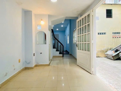 Giá mềm nhất quận phú nhuân : trần hữu trang 7.5 tỷ - dt: 14.5x2.56-kết cấu: 4 tầng btct, 7pn, 3wc. 4