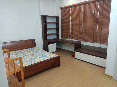 Cho thuê nhà nguyên căn 5 tầng  có thể thuê lẻ từng phòng  - phố giáp nhất, phường nhân chính, quận 2