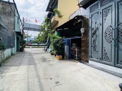 Quận 6-ôtô đỗ cửa -1 căn ra mặt tiền-3tầng đúc mới 47m-ngang 3.8m, nhỉnh 6tỷ xíu 4