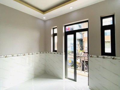 Quận 6-ôtô đỗ cửa -1 căn ra mặt tiền-3tầng đúc mới 47m-ngang 3.8m, nhỉnh 6tỷ xíu 3