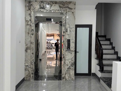 Mặt  phố bảo linh   phúc tân, 70m 5tầng thang máy 23.5 tỷ. 2