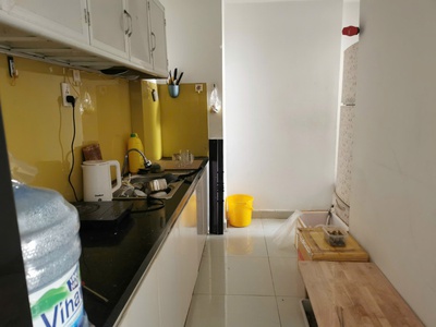 Cho thuê căn hộ 64m2, 2 pn toà nhà  8x - plus  đường trường chinh, q12, khu dân cư đông 0