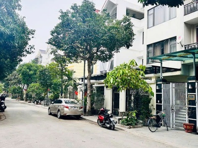 Bt nhà vườn, khu đô thị việt hưng bùi thiện ngộ 121m2,x 4 tầng, mặt tiền 6m, 41 tỷ. 4