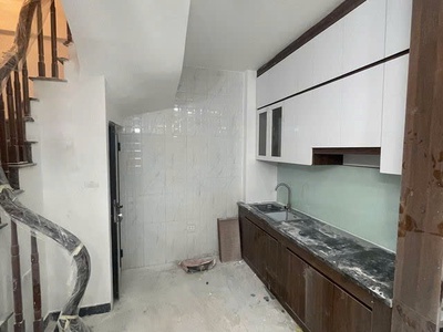 Nhà đẹp lô góc ngõ thông bát khối 72m2,x 6 tầng, mặt tiền 4.5m, 6.9 tỷ long biên. 3