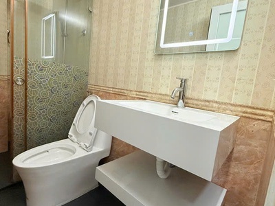 Nhà mới ô tô đỗ cửa ngọc thụy 48.5 m2,x  4 tầng, mặt tiền 4m, 8.8 tỷ long biên. 4