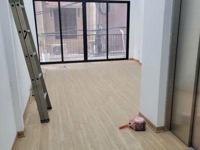 Nhà mặt ngõ lạc long quân, tây hồ, lô góc hai thoáng, ngõ nông, 45m, 5 tầng, 12 tỷ. 1