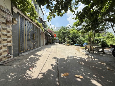 Giảm 2 tỷ bán gấp chdv đ số 18 e bình tân dòng tiền 90tr/th m2 ,4 tầng 23 tỷ 0