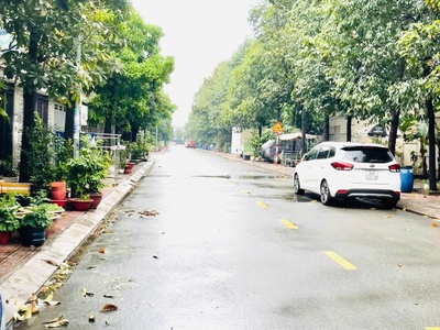 Bán Gấp Nhà Dưới 4 Tỷ Tân Đông Hiệp Dĩ An Hoàn Công Đầy Đủ 1