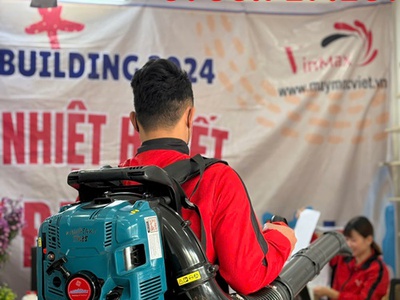 Nên sử dụng máy thổi lá chạy xăng 4 thì nào để sử dụng cho công trình hay không 0
