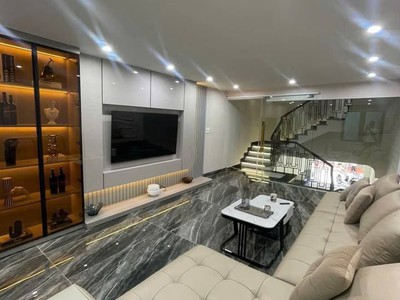 Cho thuê nhà riêng phố Tây Văn Cao 4