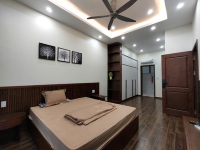 Cho thuê nguyên căn Vinhomes Imperia cực đẹp 1