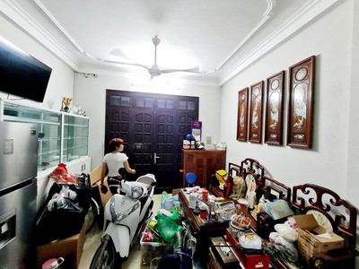 Bán nhà thanh nhàn 5 tầng long lanh lô góc ngõ thông kinh doanh nhỏ hai bà trưng 0