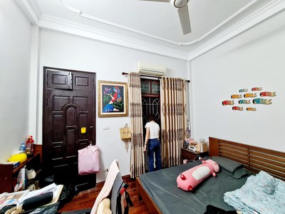 Bán nhà thanh nhàn 5 tầng long lanh lô góc ngõ thông kinh doanh nhỏ hai bà trưng 1