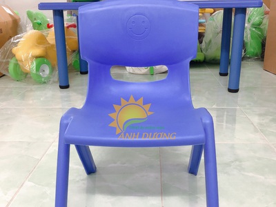 Ghế nhựa đúc mầm non nhập khẩu chất lượng cao 2