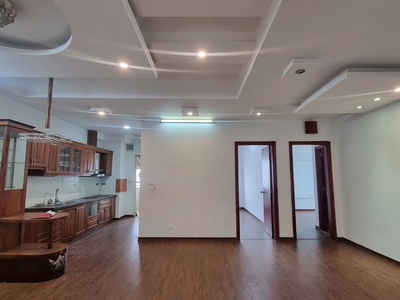 Bán chung cư Viện Bỏng Lê Hữu Trác. Căn góc thoáng 3 ngủ 98M. Đầy đủ nội thất 0